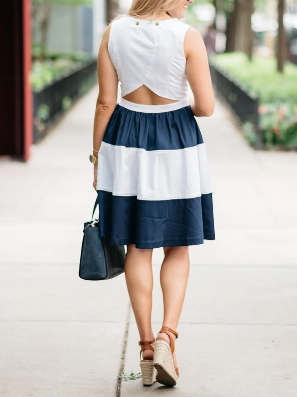 Elizabeth McKay Navy and White dress Size 8 - Picture 7 of 10
